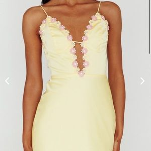 Selfie Leslie Honeysuckle Floral Neckline Midi Dress Lemon